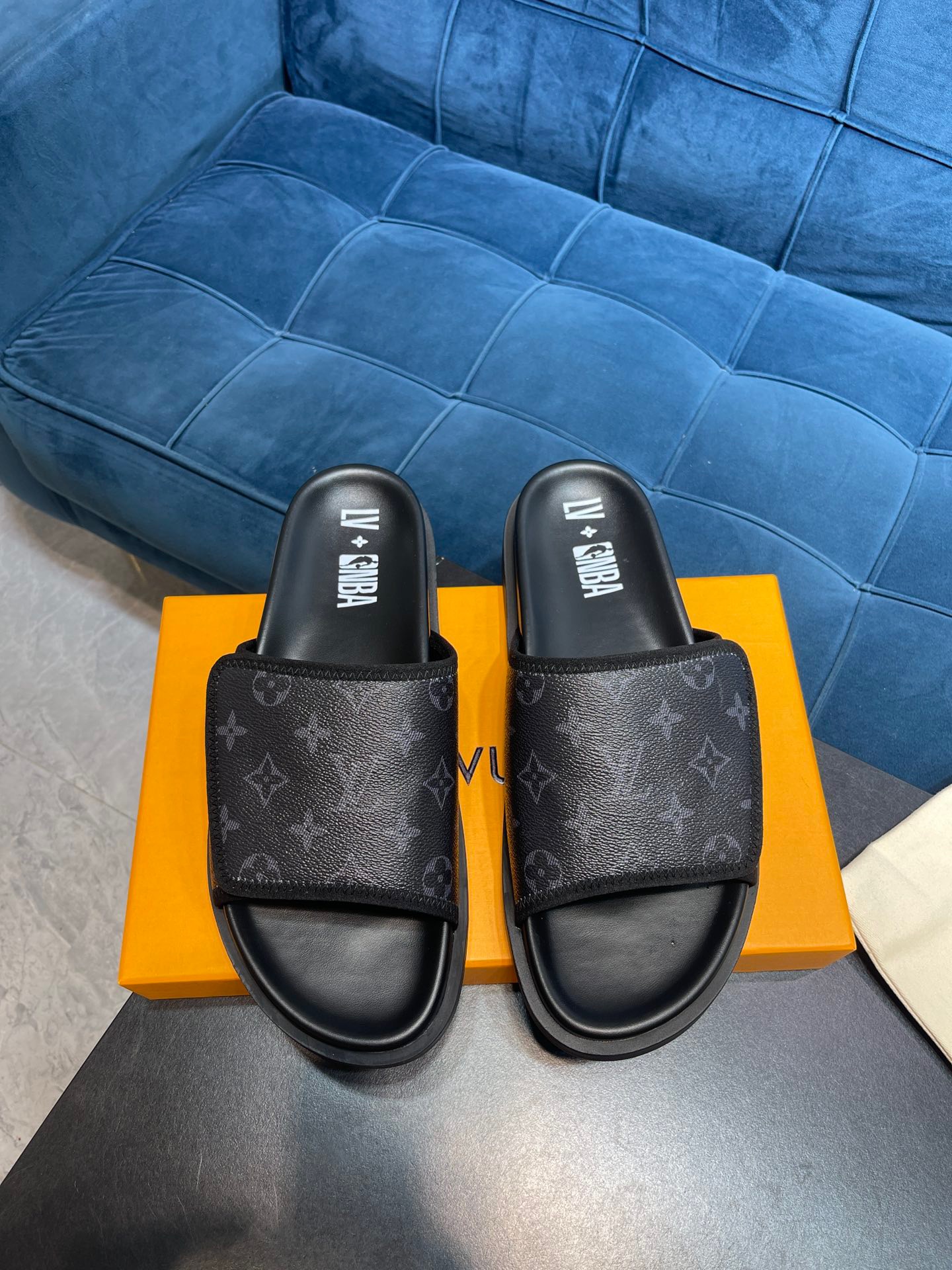 Louis Vuitton luxury sandals - Image 5