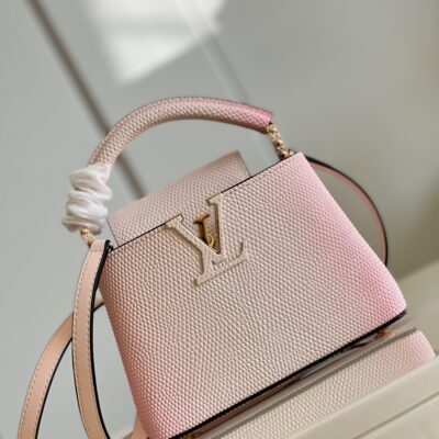 Louis Vuitton Capucines Mini Handbag in Gradient Pink