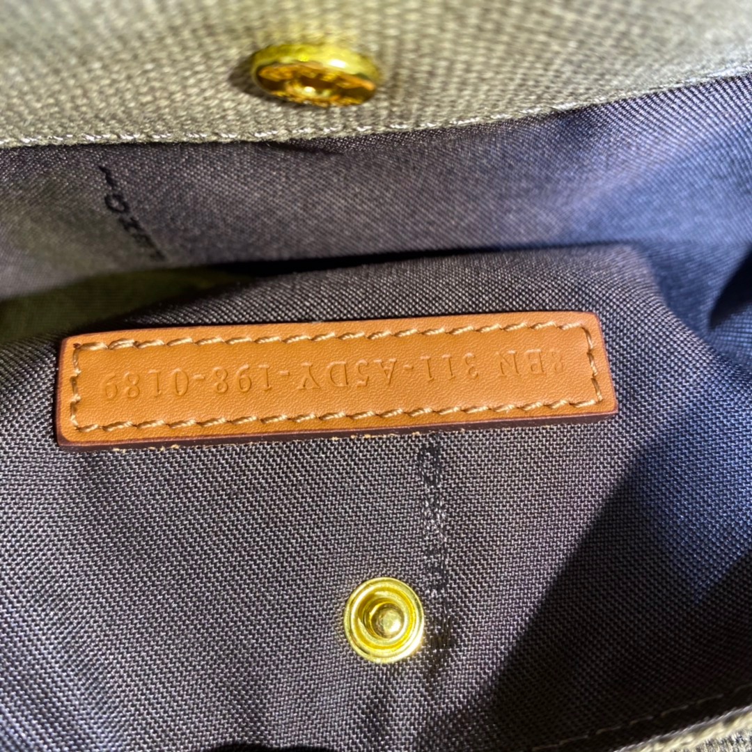 Fendi Peekaboo X-Tote Medium Bag - Image 8