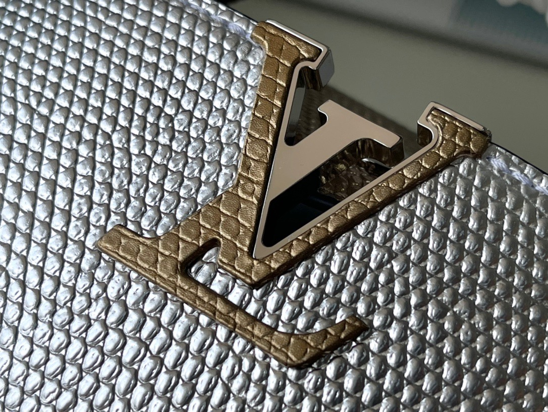 Louis Vuitton Capucines Mini Handbag in Silver and Gold - Image 6