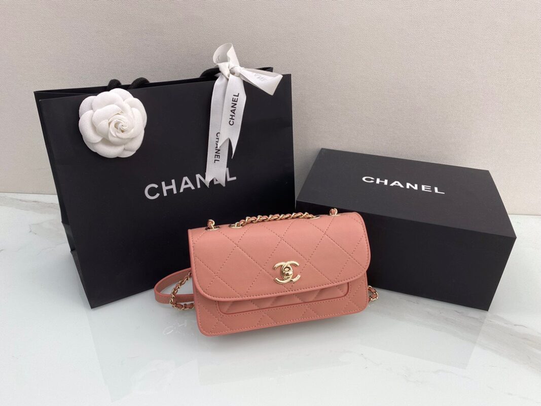 Chanel 21 Pink