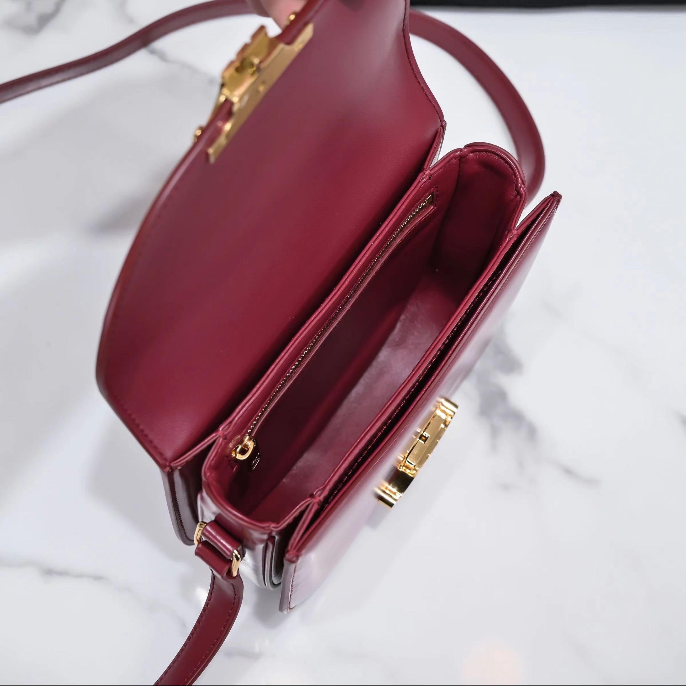 Celine Arc de Triomphe Saddle Bag in Wine Red Calfskin - Image 5