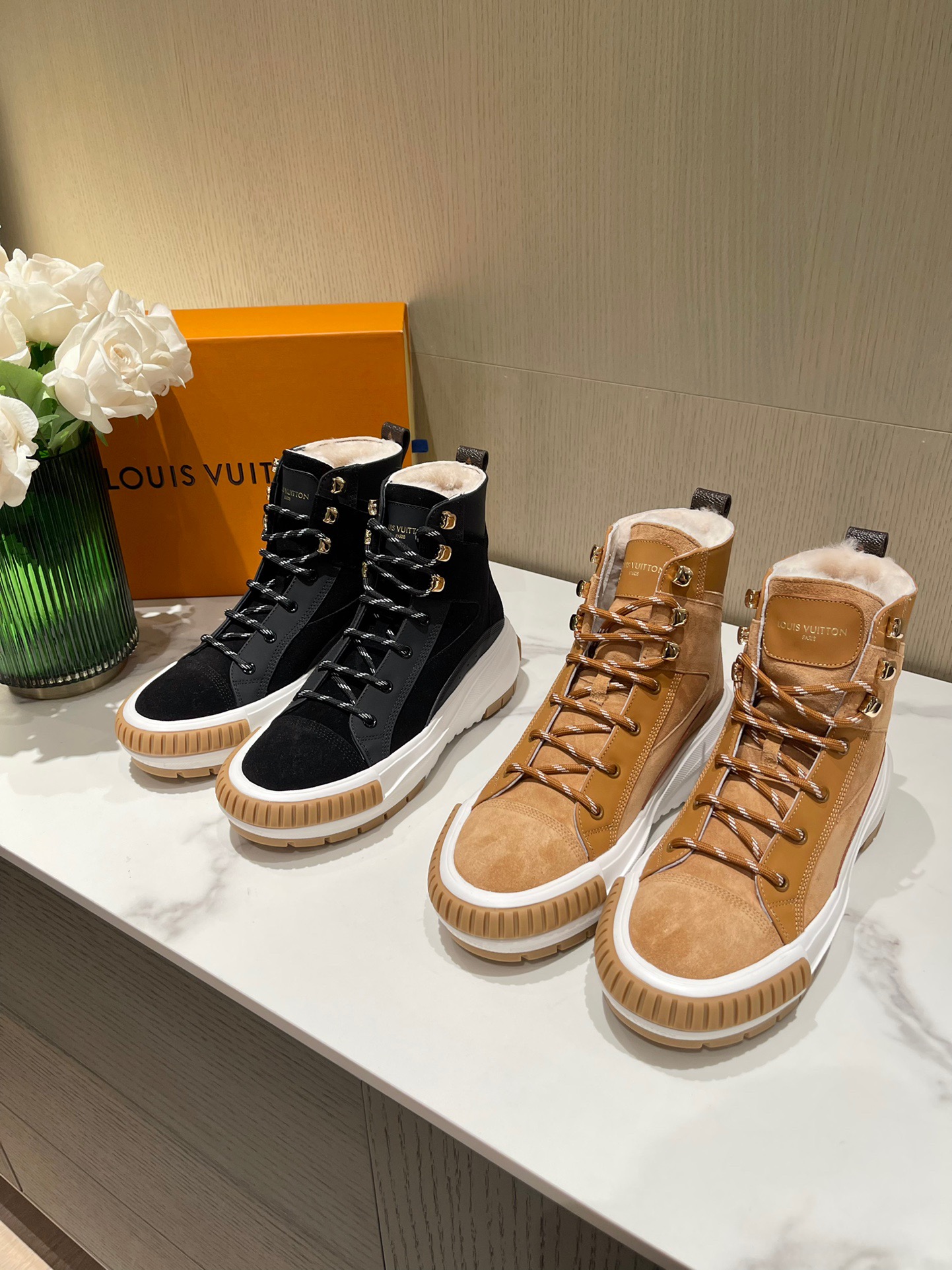 LV High-top Sneakers