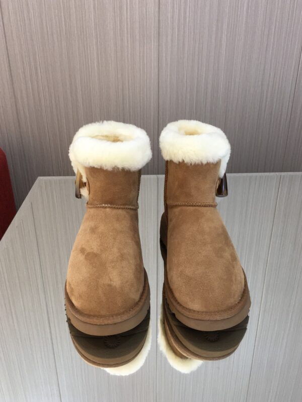 UGG Bailey Button Short Boots