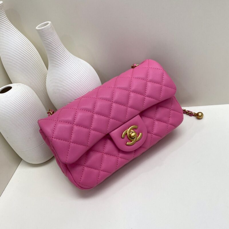 Chanel Classic Flap 20 Extreme Pink