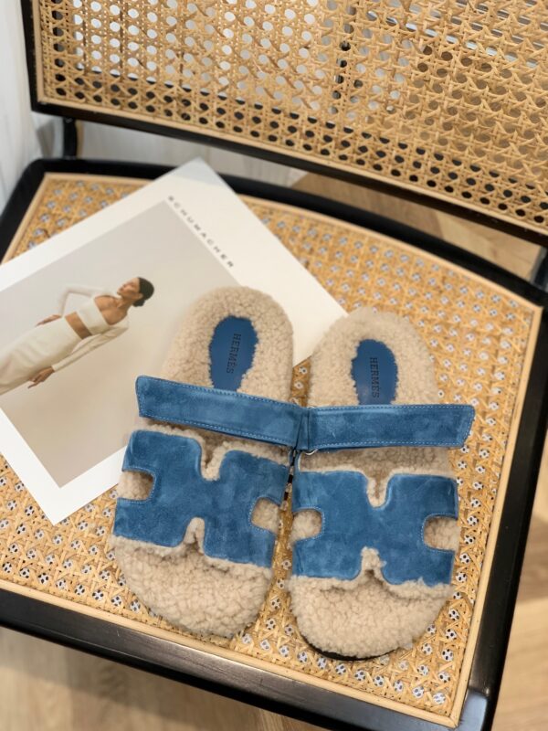 Hermes wool slippers