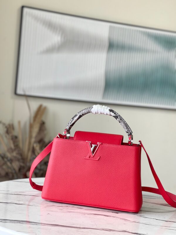 Louis Vuitton Capucines BB Medium Handbag in Red