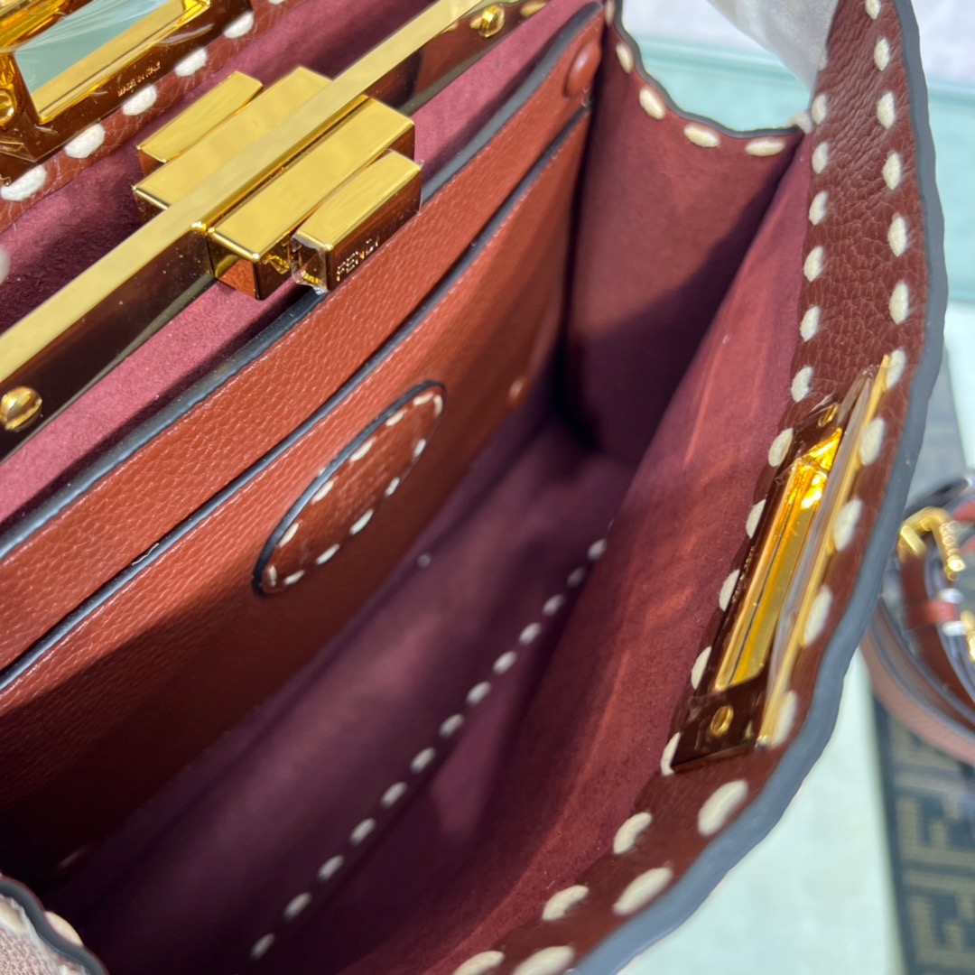 Fendi Peekaboo ISeeU Medium Bag - Image 8