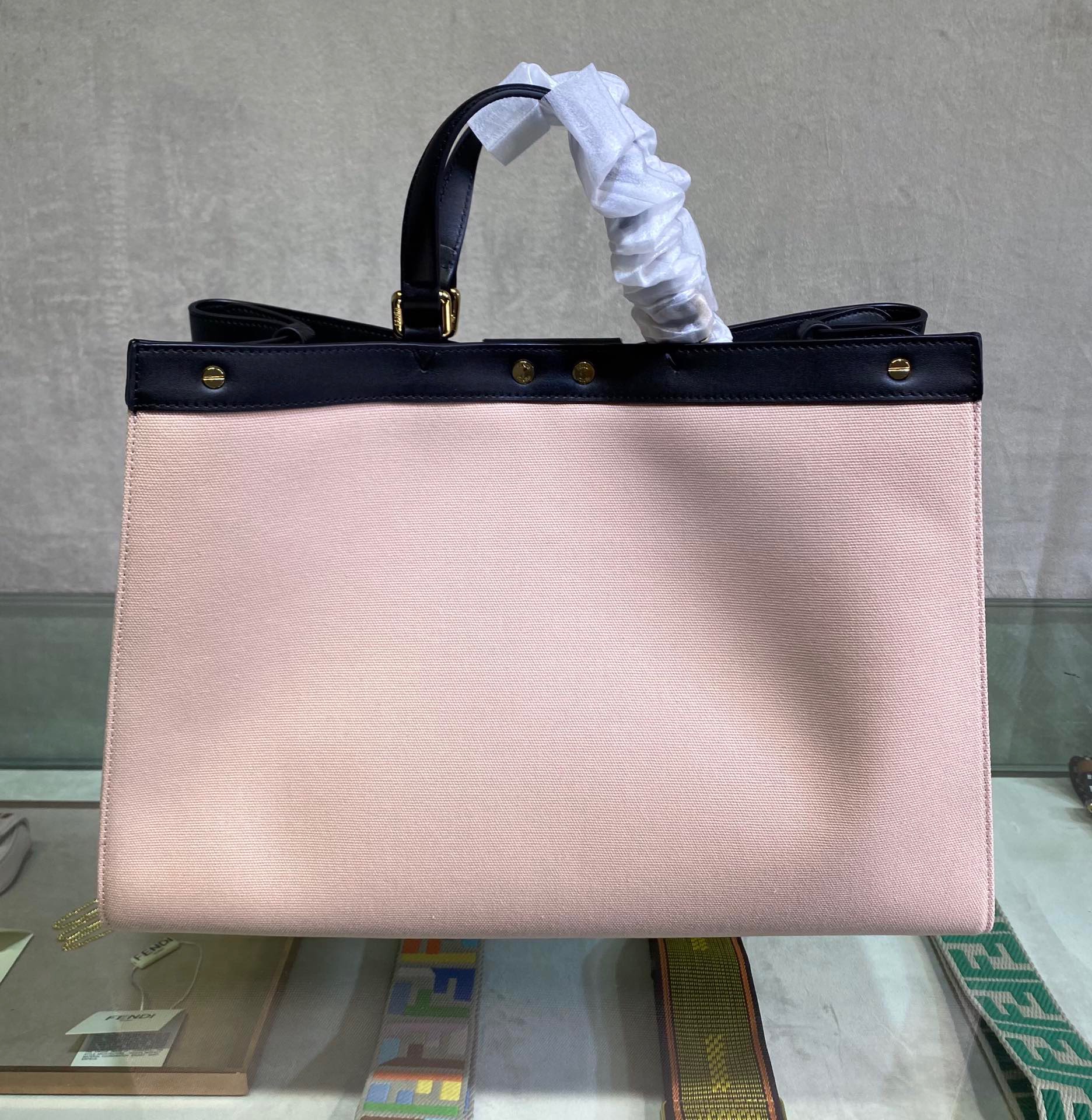 Fendi Peekaboo X-Tote Medium Bag - Image 3