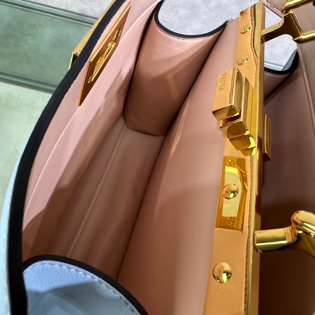 Fendi Peekaboo ISeeU Small Bag in Light Blue - Image 7