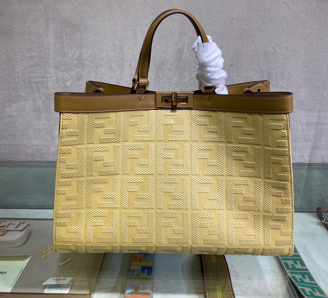 Fendi Peekaboo X-Tote Medium Bag