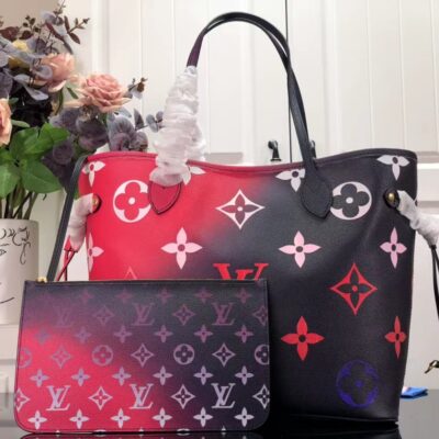 Louis Vuitton Neverfull Bag