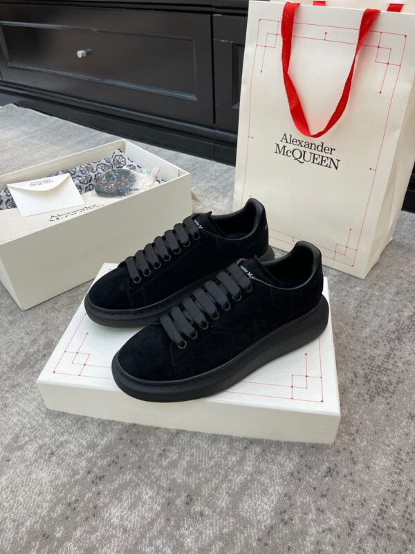 Alexander McQueen Sneakers