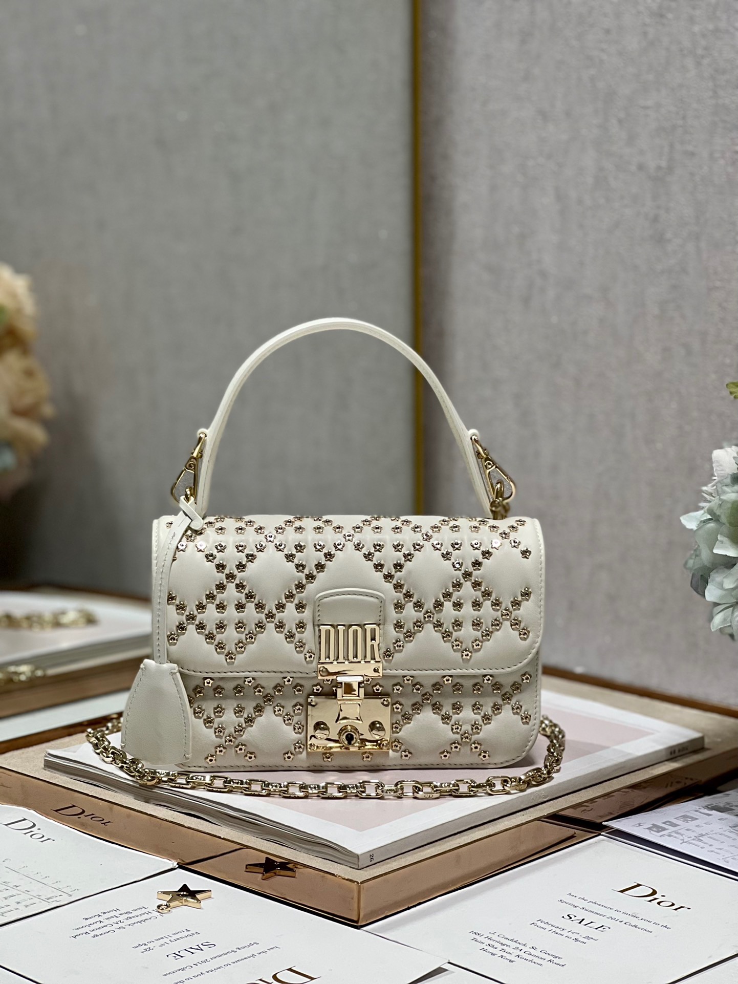 Dior Lucky Star Handbag in White - Image 3
