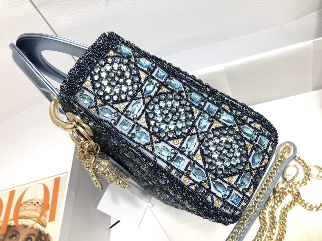 Lady Dior 17 Metallic - Image 4