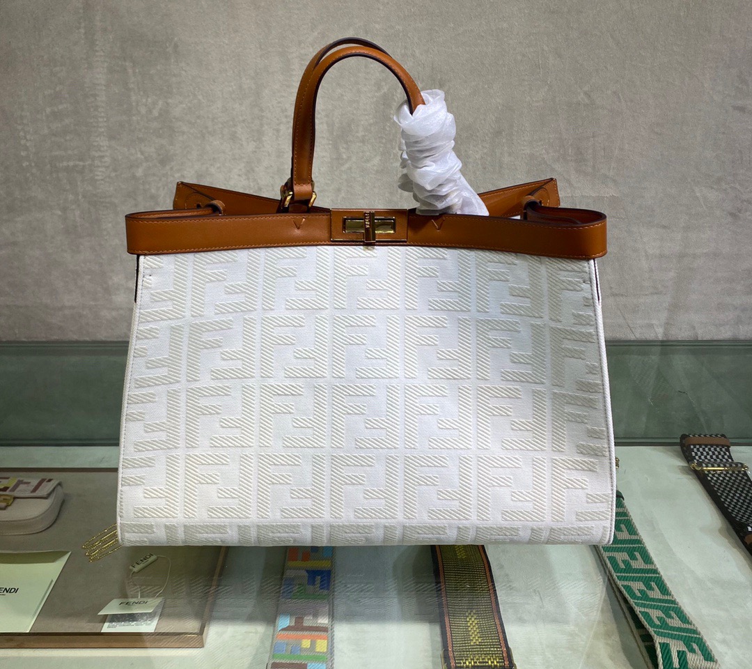 Fendi Peekaboo X-Tote Medium Bag