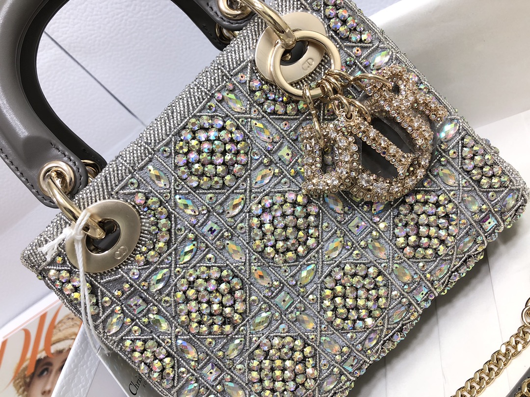 Lady Dior 17 Metallic - Image 10