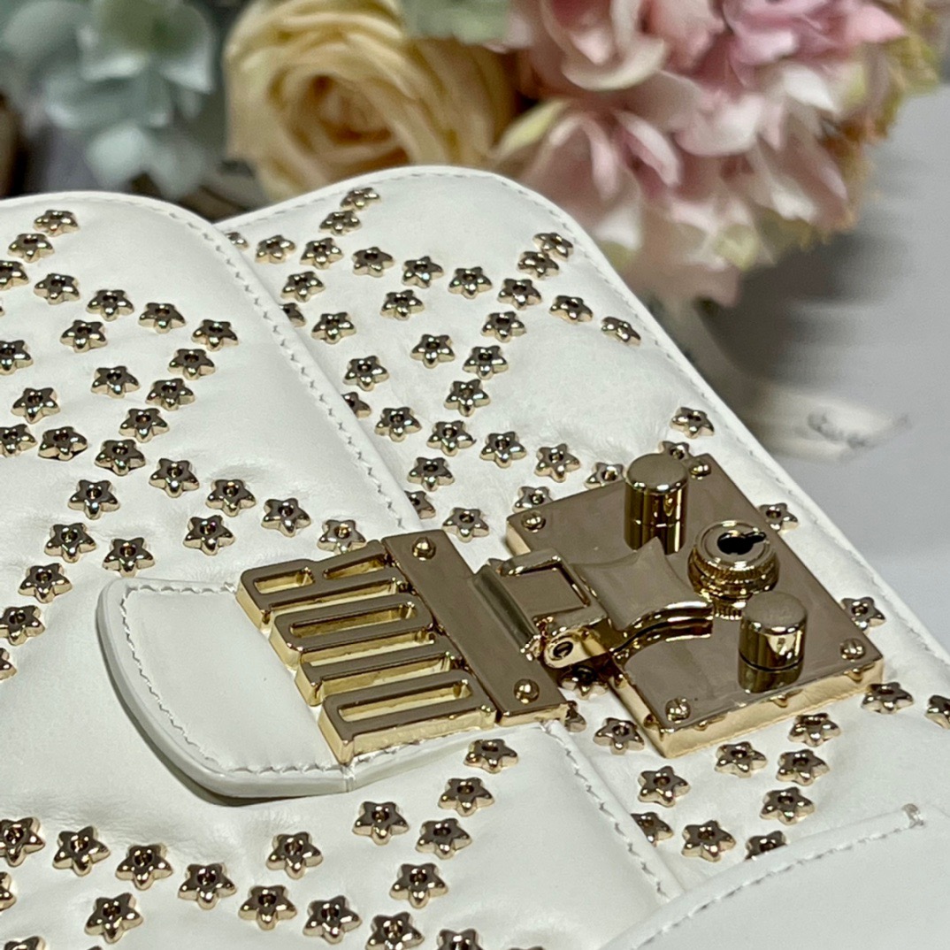 Dior Lucky Star Handbag in White - Image 9