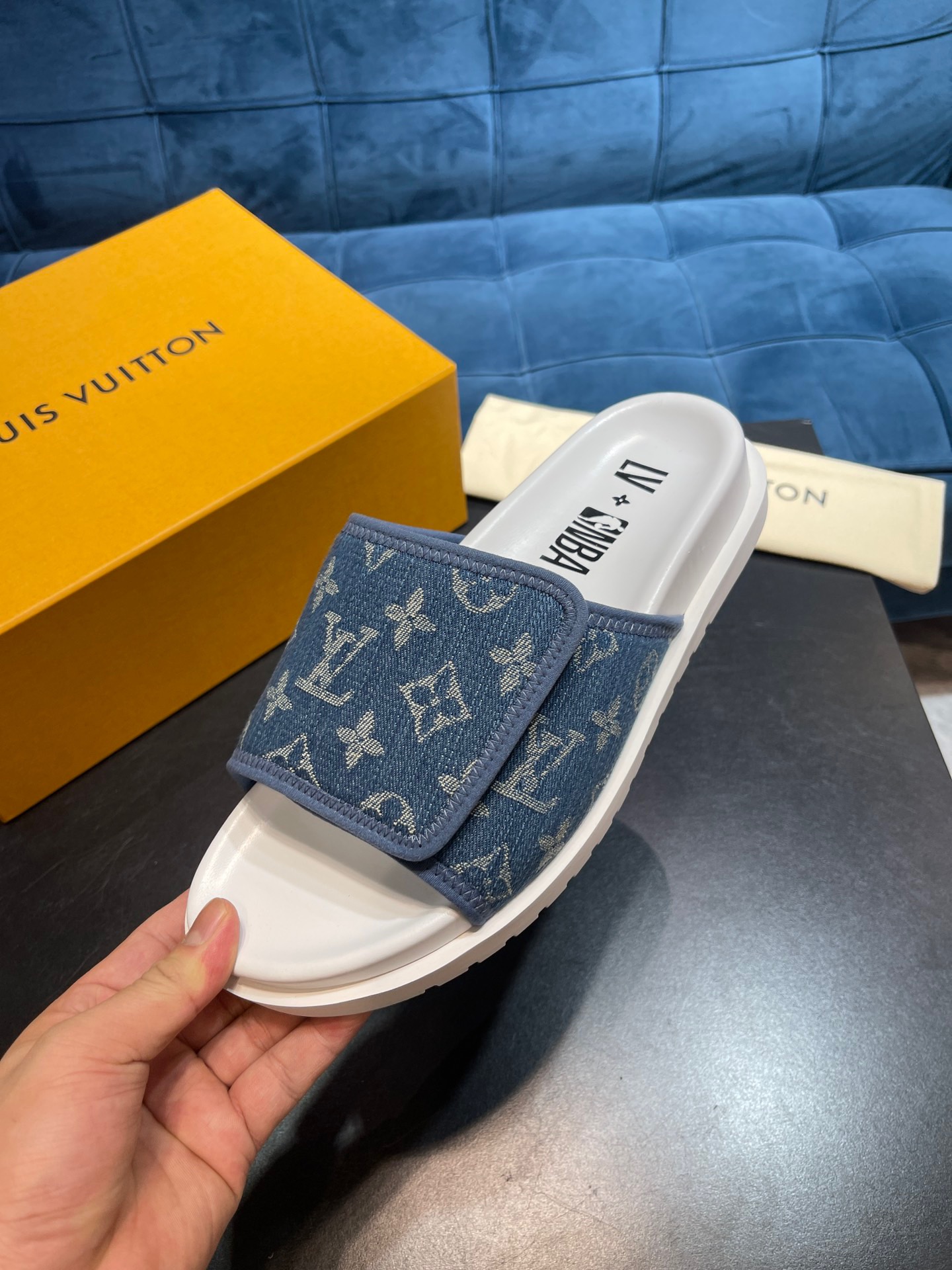 Louis Vuitton luxury sandals - Image 9