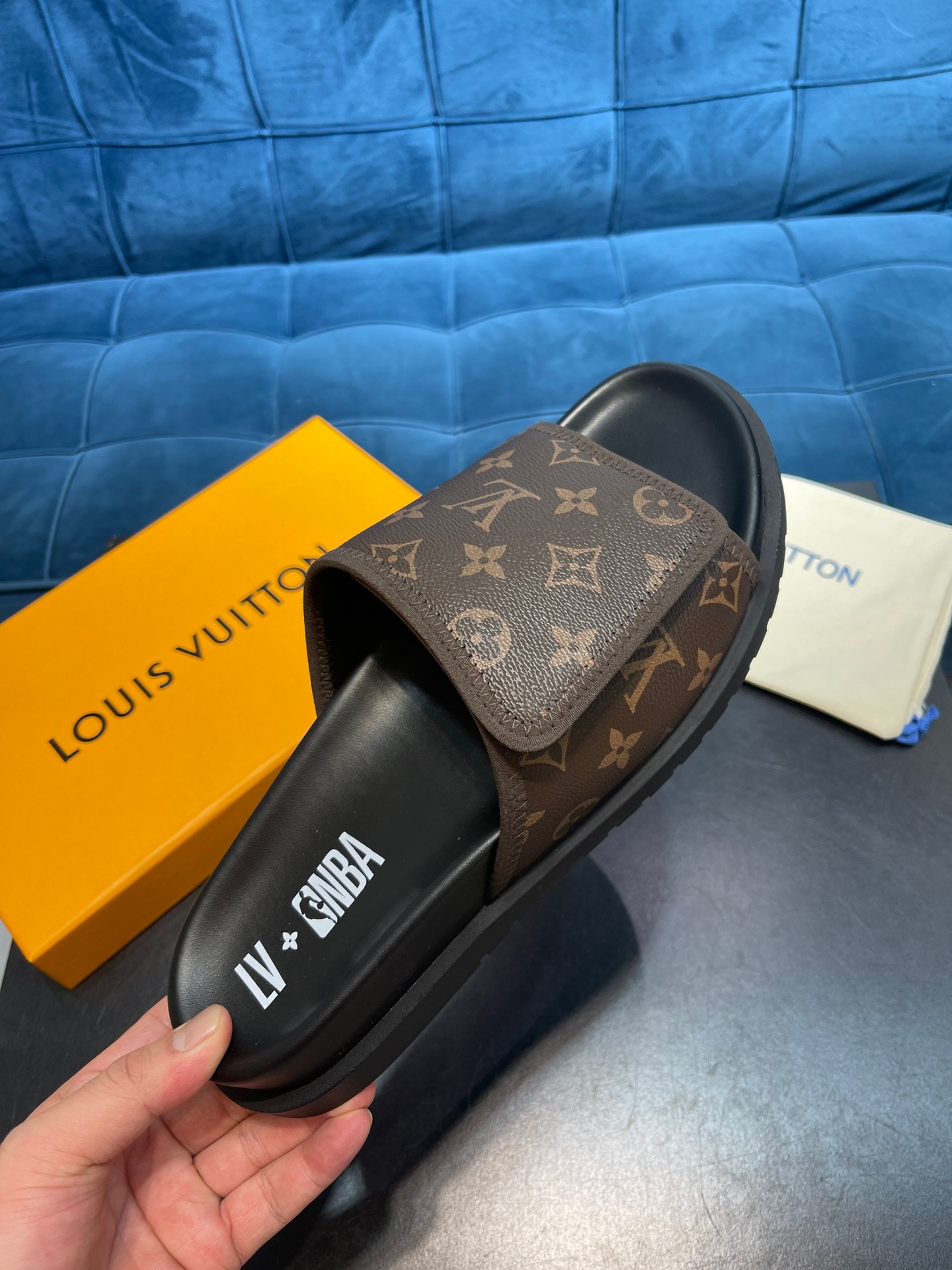 Louis Vuitton luxury sandals - Image 7