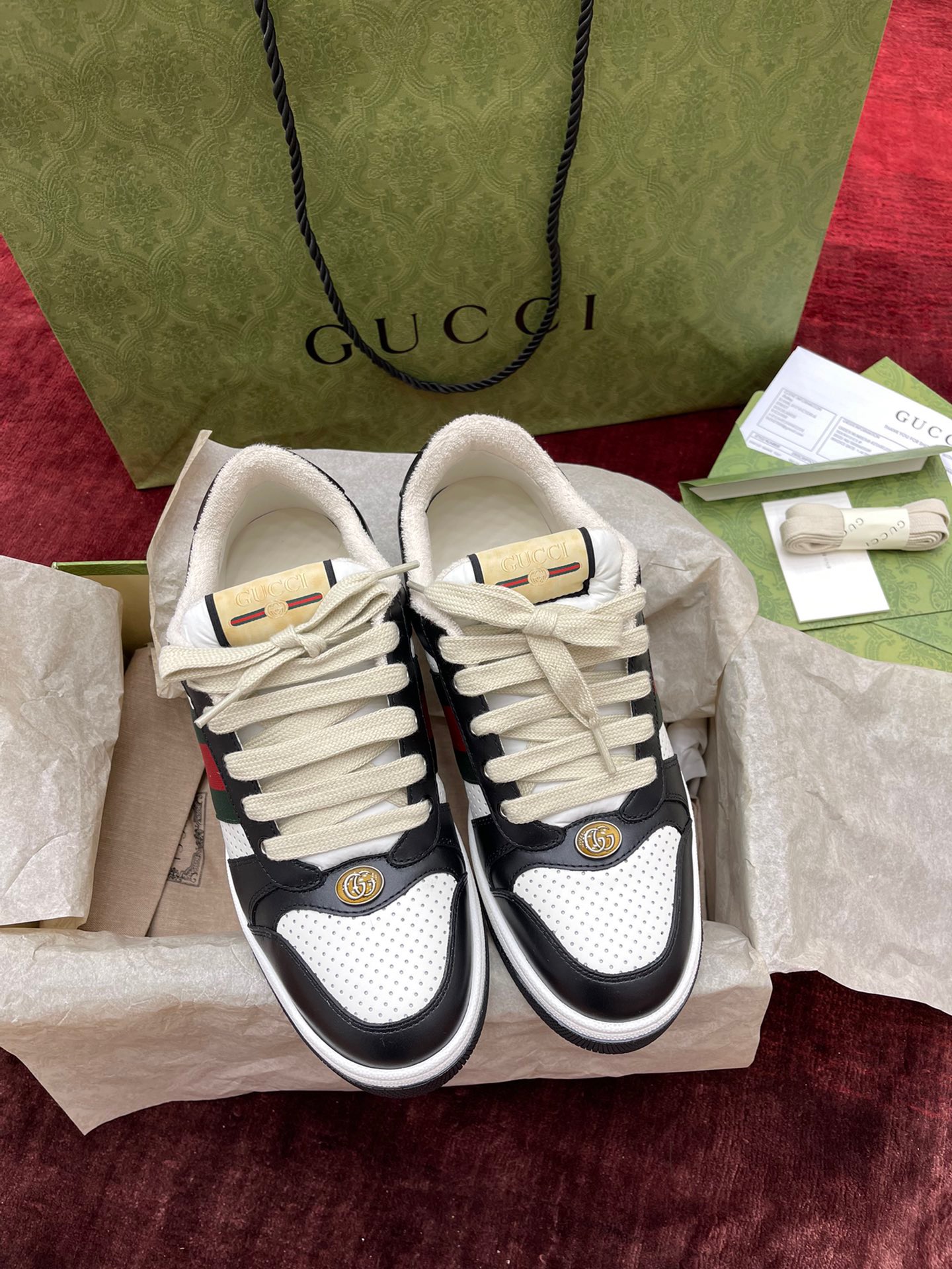 fb638e_ea30402a396a48f5907e5227884c3736mv2.jpg Gucci Dirty Shoes - Image 1