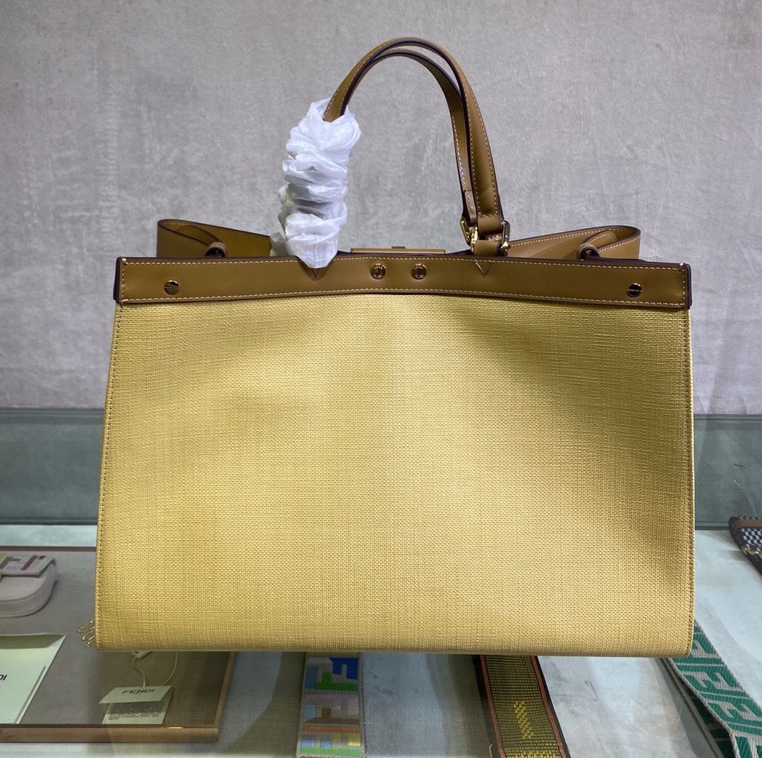 Fendi Peekaboo X-Tote Medium Bag - Image 3