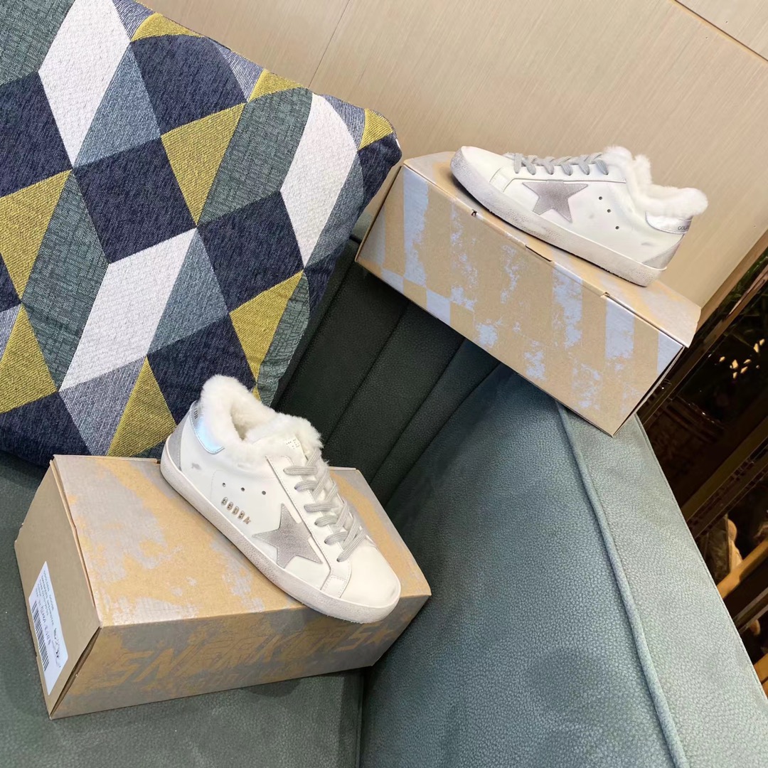 Golden Goose Small Wool Dirty Shoes - Image 4