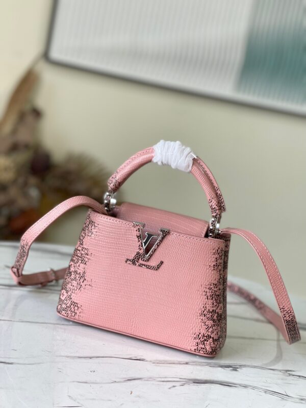 Louis Vuitton Capucines Mini Handbag in Pink Lizard