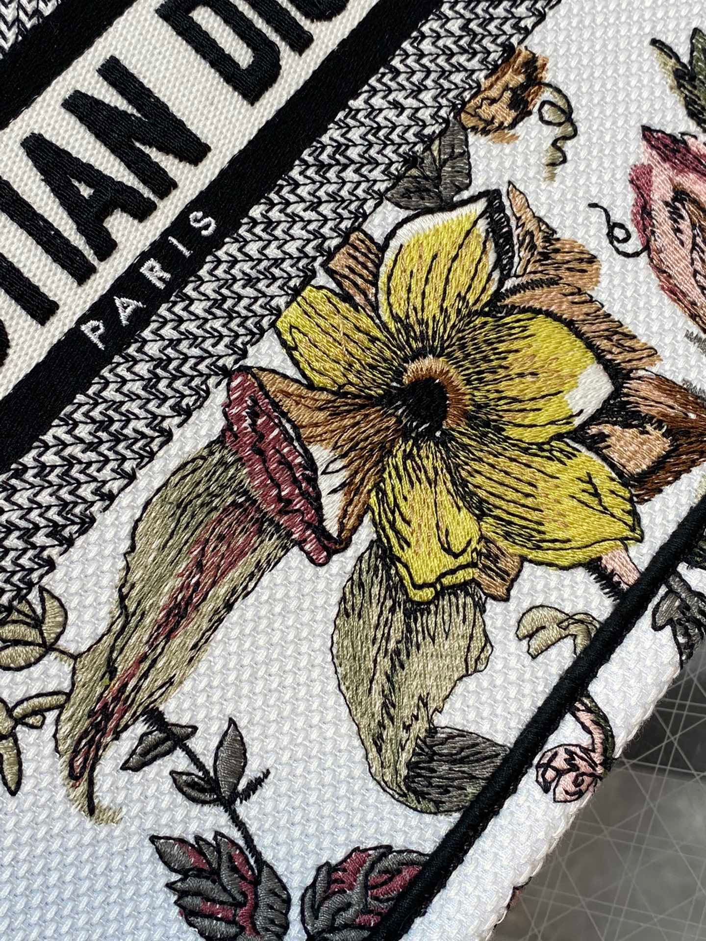 Dior Small Granville Garden Tote Bag - Image 5