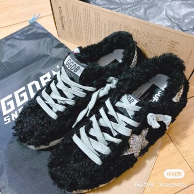 Golden Goose Small Wool Dirty Shoes