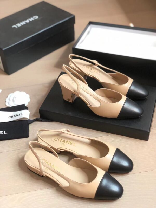 Chanel slingback