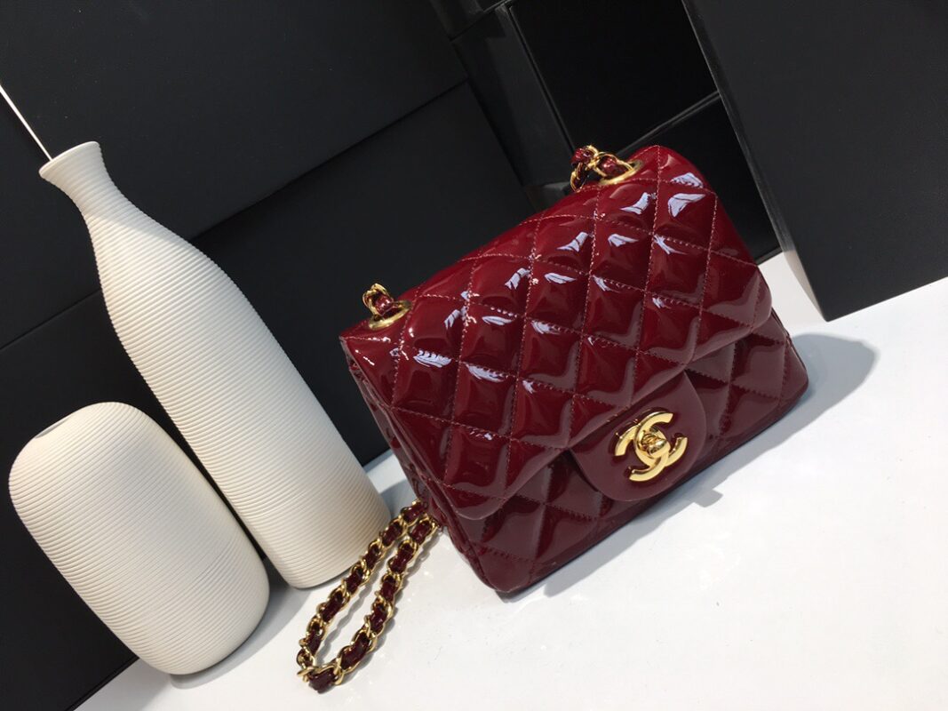 Chanel Classic Flap 17 Jujube Red