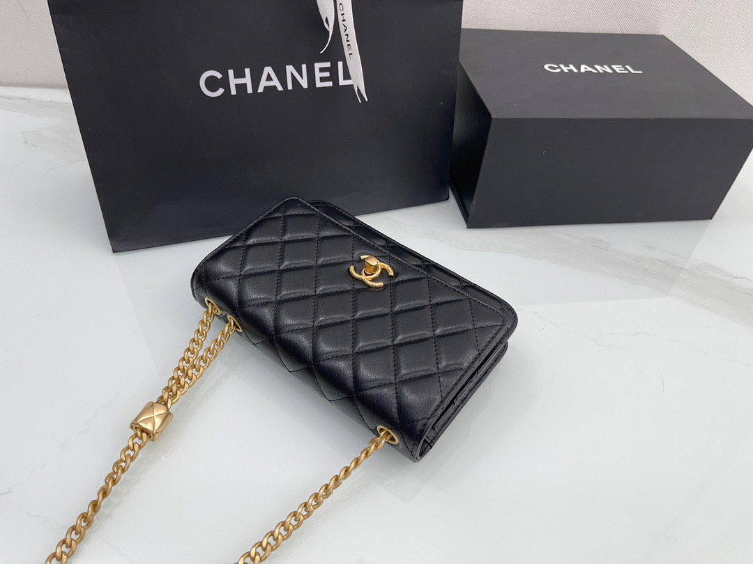 Chanel 22 Black Mini WOC - Image 9