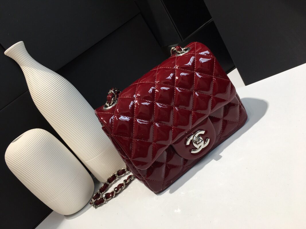 Chanel Classic Flap 17 Jujube Red
