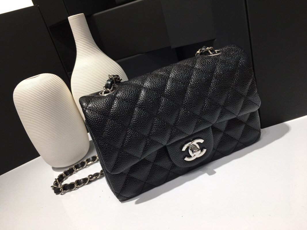 Chanel Classic Flap 20 Black