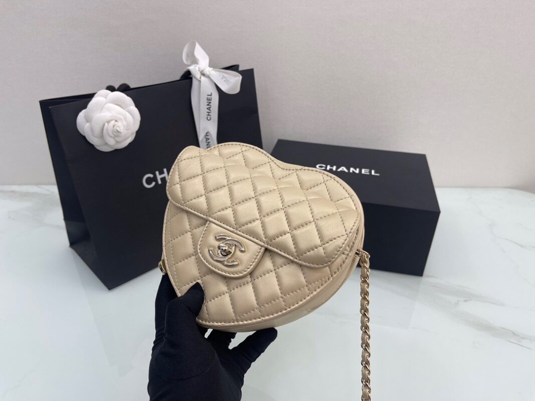 Chanel 22 Apricot Heart Bag