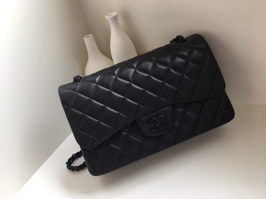 Chanel Classic Flap 30 All Black