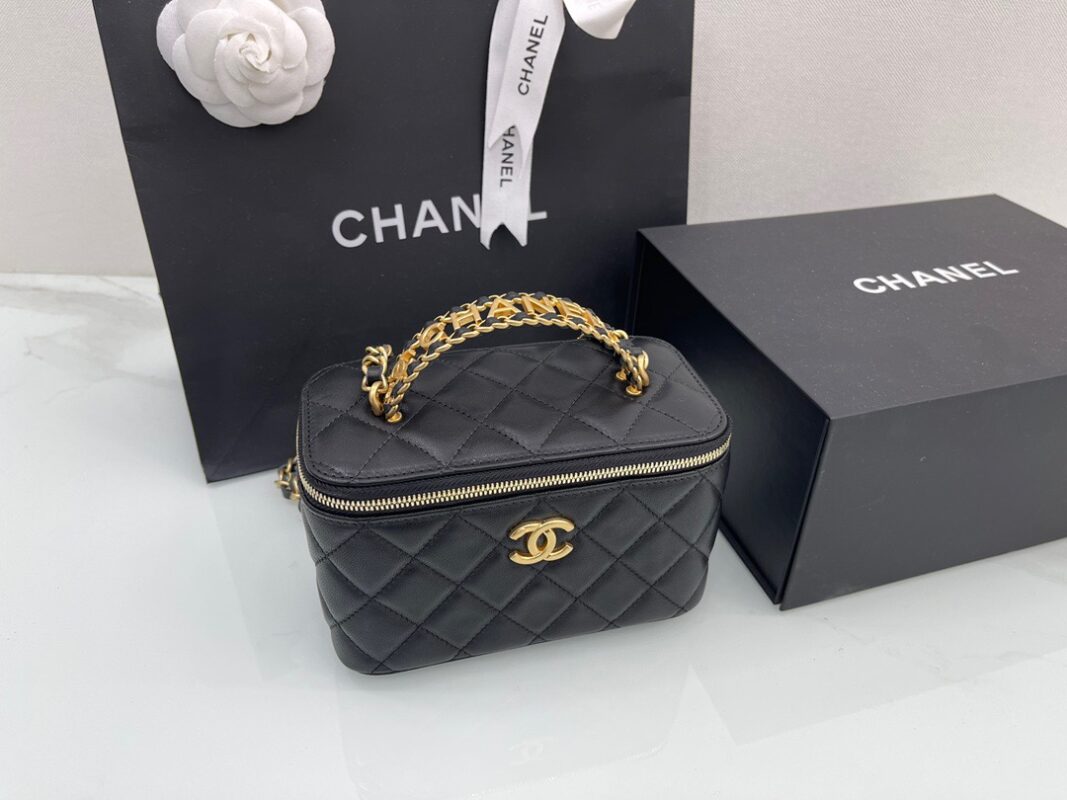 Chanel 22 Black Box Bag