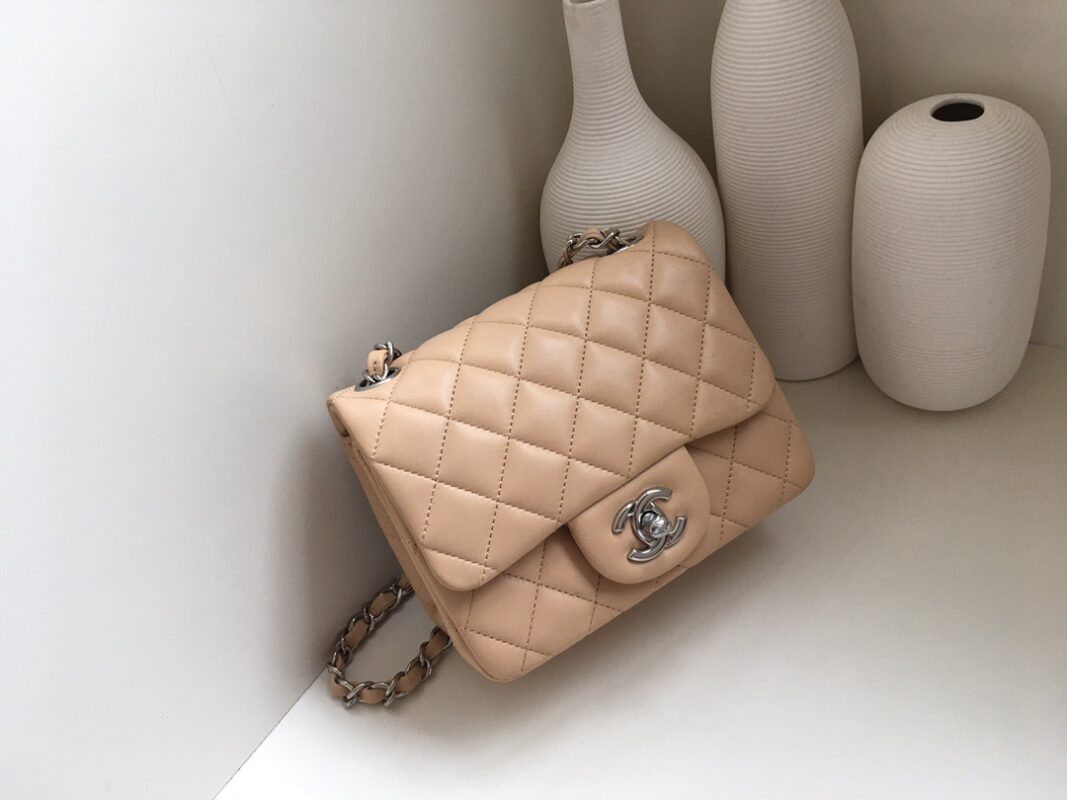 Chanel Classic Flap 17 Apricot