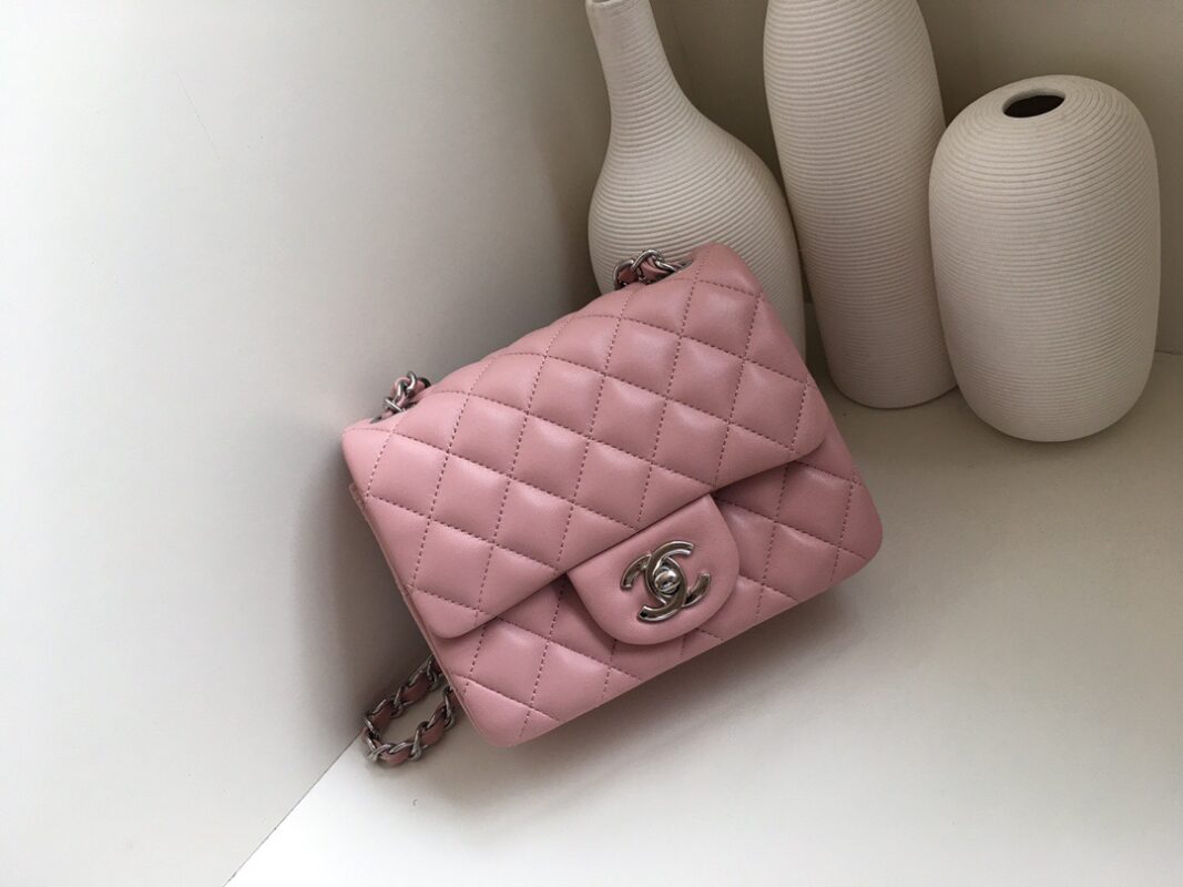 Chanel Classic Flap 17 Nude Pink