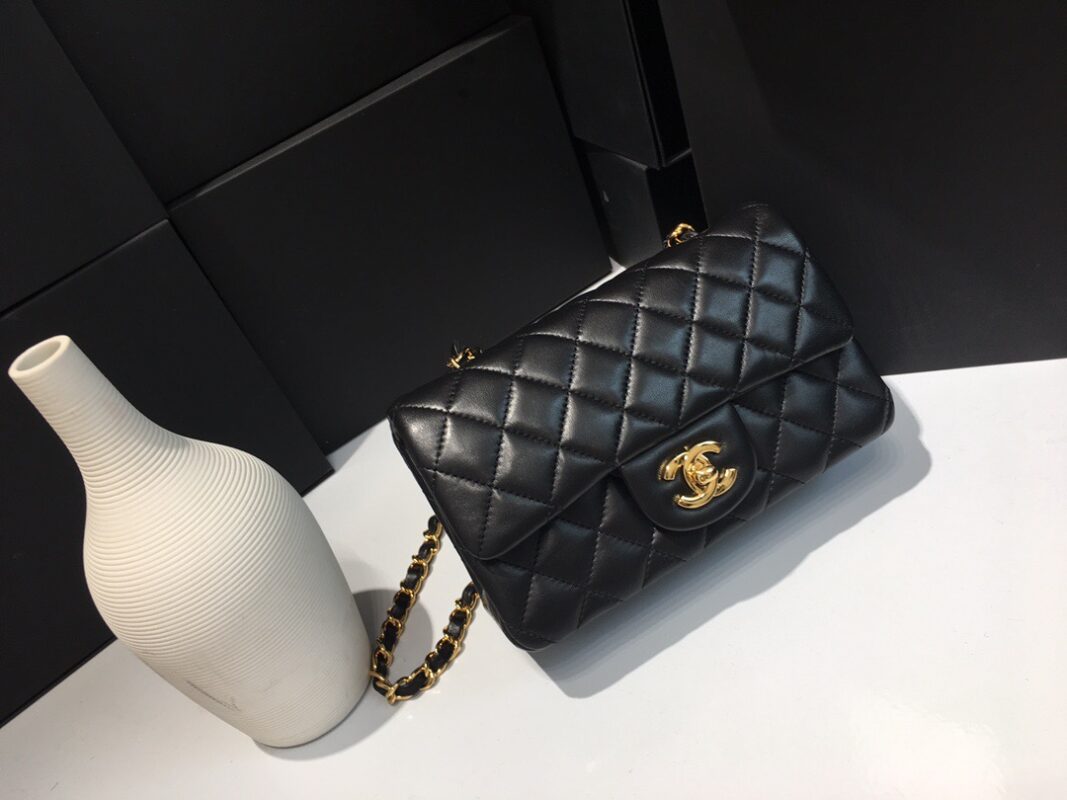 Chanel Classic Flap 20 Black