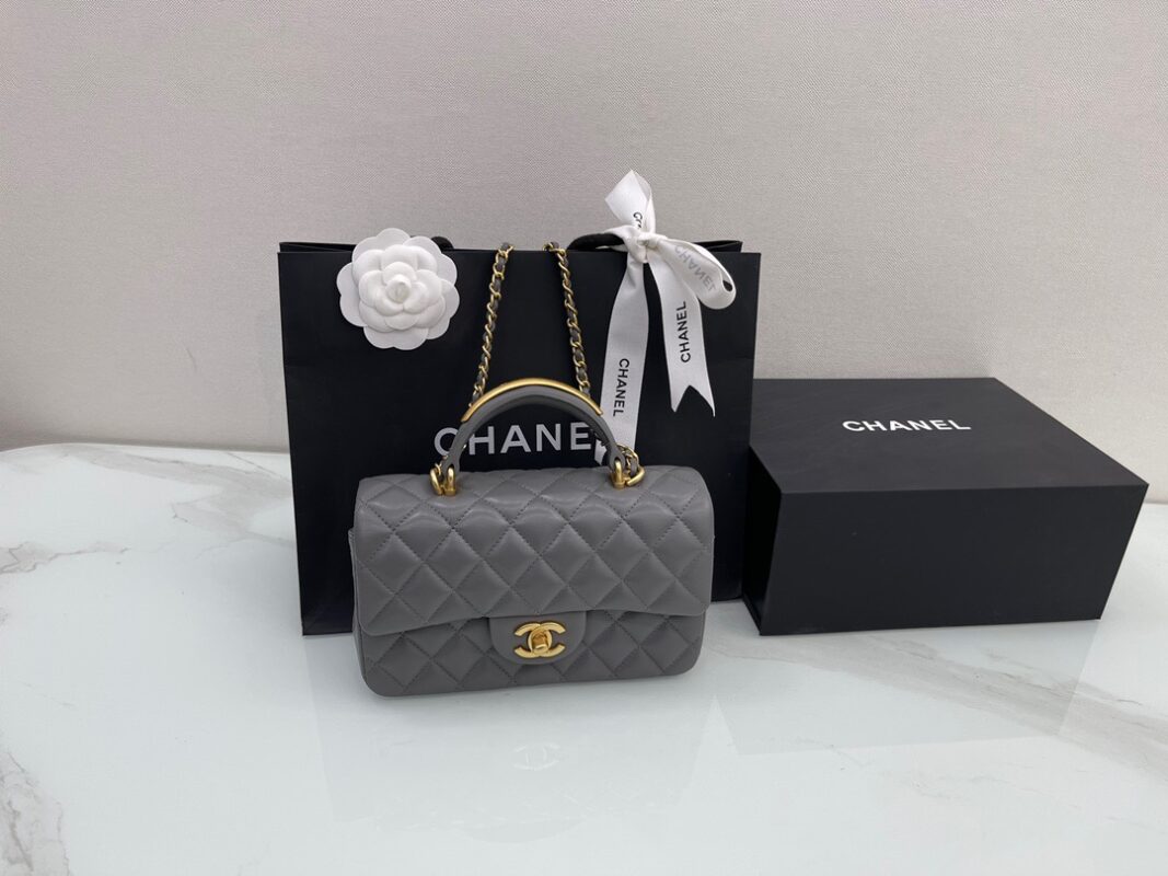 Chanel 22 Mini Flap Bag Grey