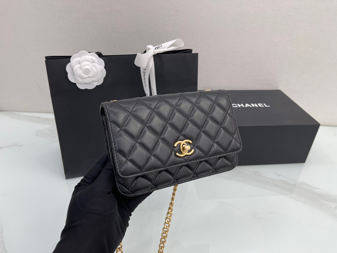 Chanel 22 Black Mini WOC - Image 3