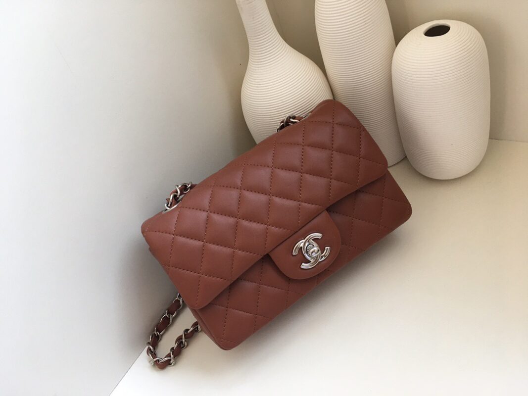 Chanel Classic Flap 20 Caramel