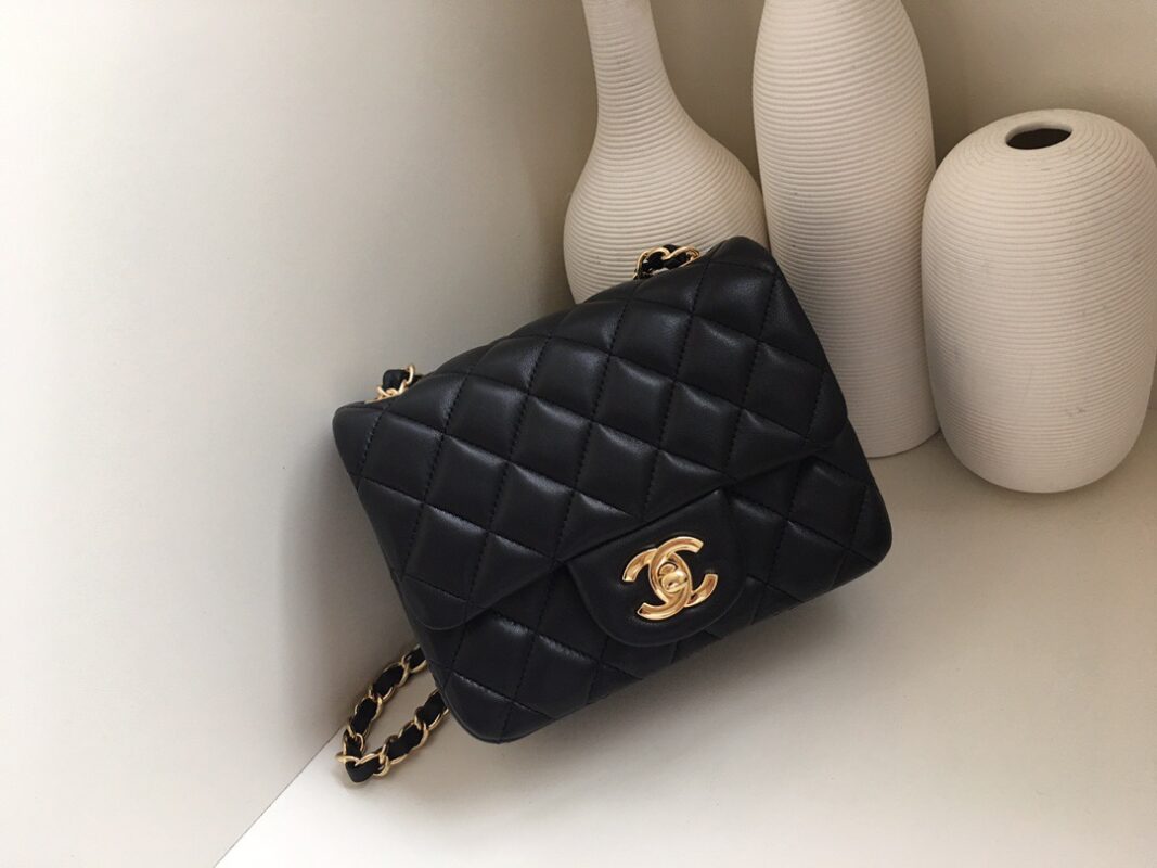 Chanel Classic Flap 17 Black