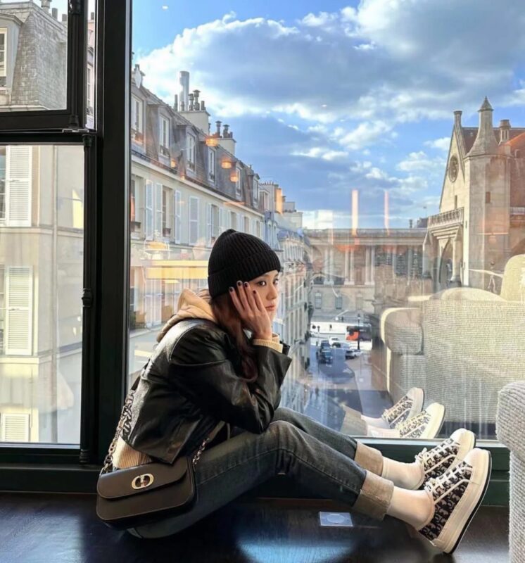 Dior Montaigne 30 Black