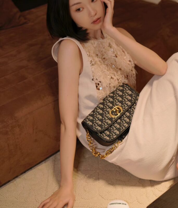 Dior Montaigne 30 Presbyopia