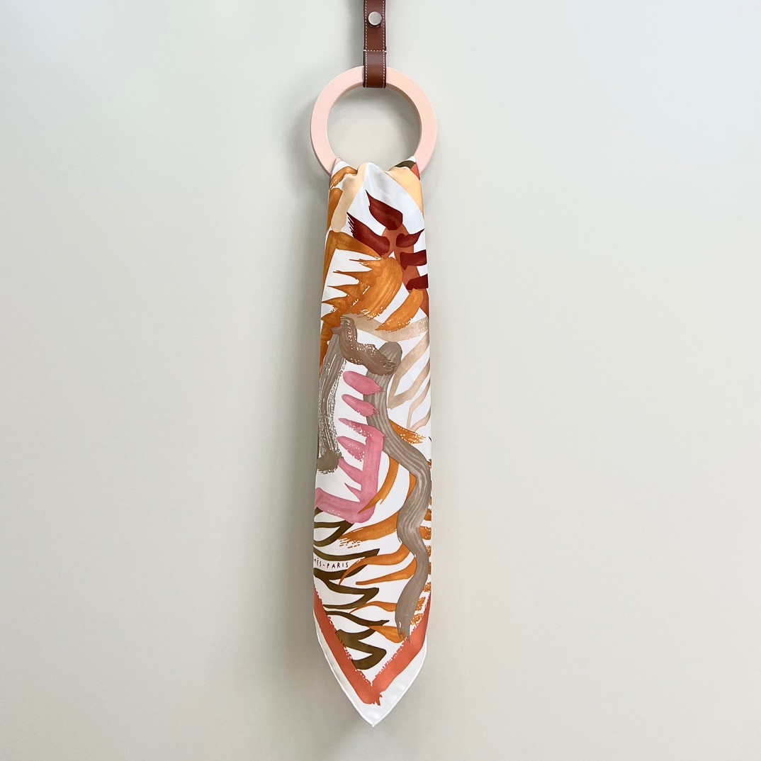 img_2081 Hermès 2024 Minstrel Knight Scarf - Image 1