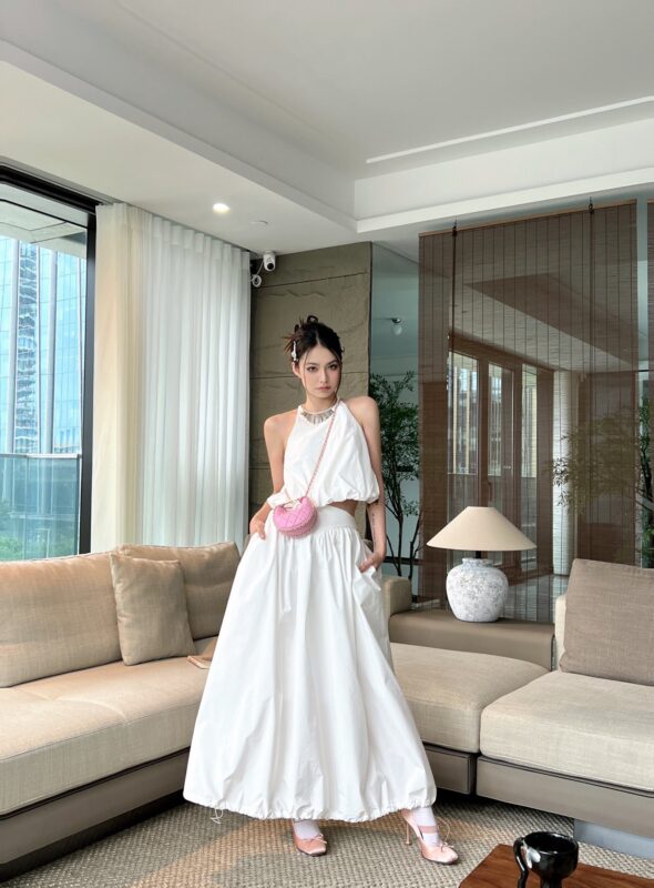 Chanel 23p Crescent Bag Small Pink