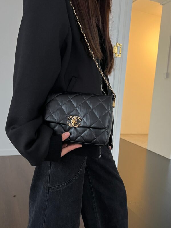 Chanel 23k Thick Chain Bag